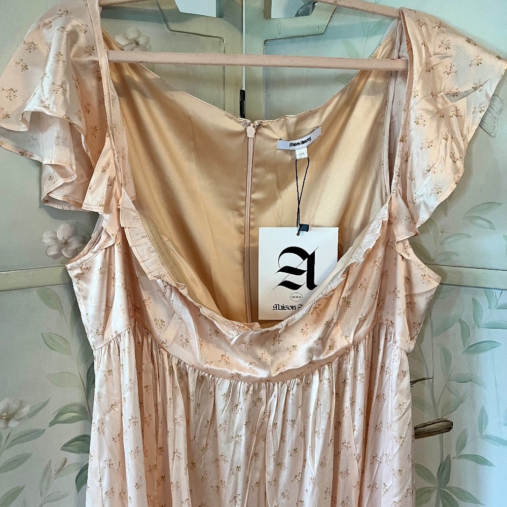 Maison Amory dress brand new size 2XL